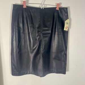 Elegant Black Leather Skirt
